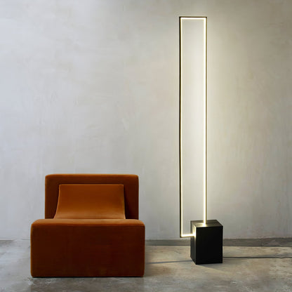 Edge Floor Lamp