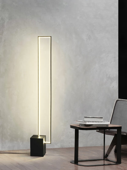 Edge Floor Lamp