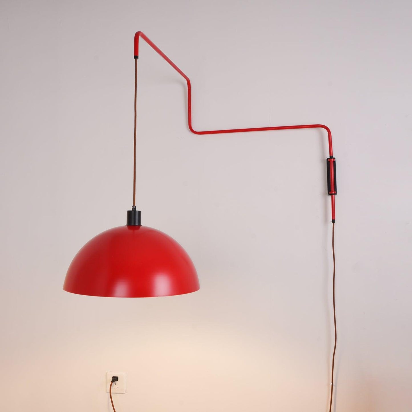 Elio Wall Lamp