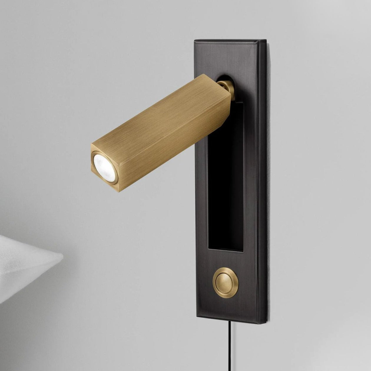 Embedded Bedside Plug-in Sconce