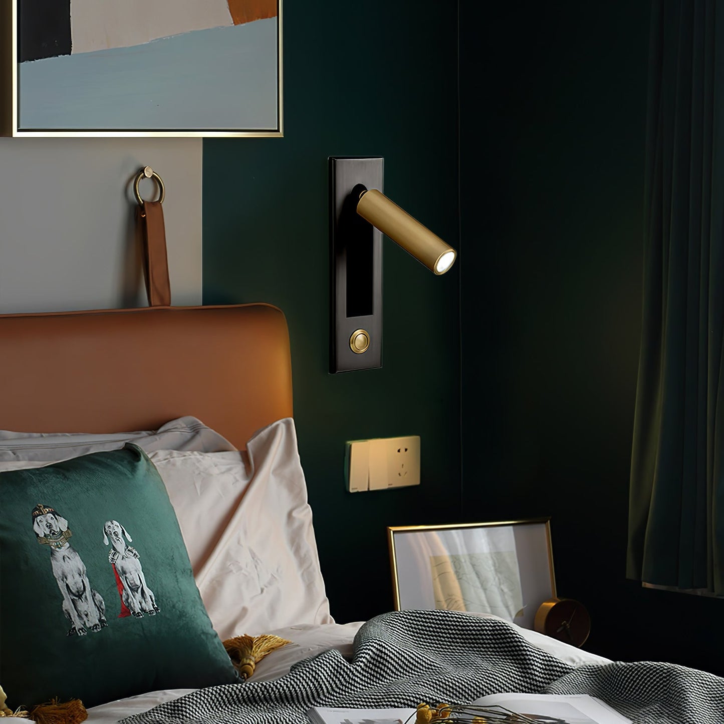 Embedded Bedside Plug-in Sconce