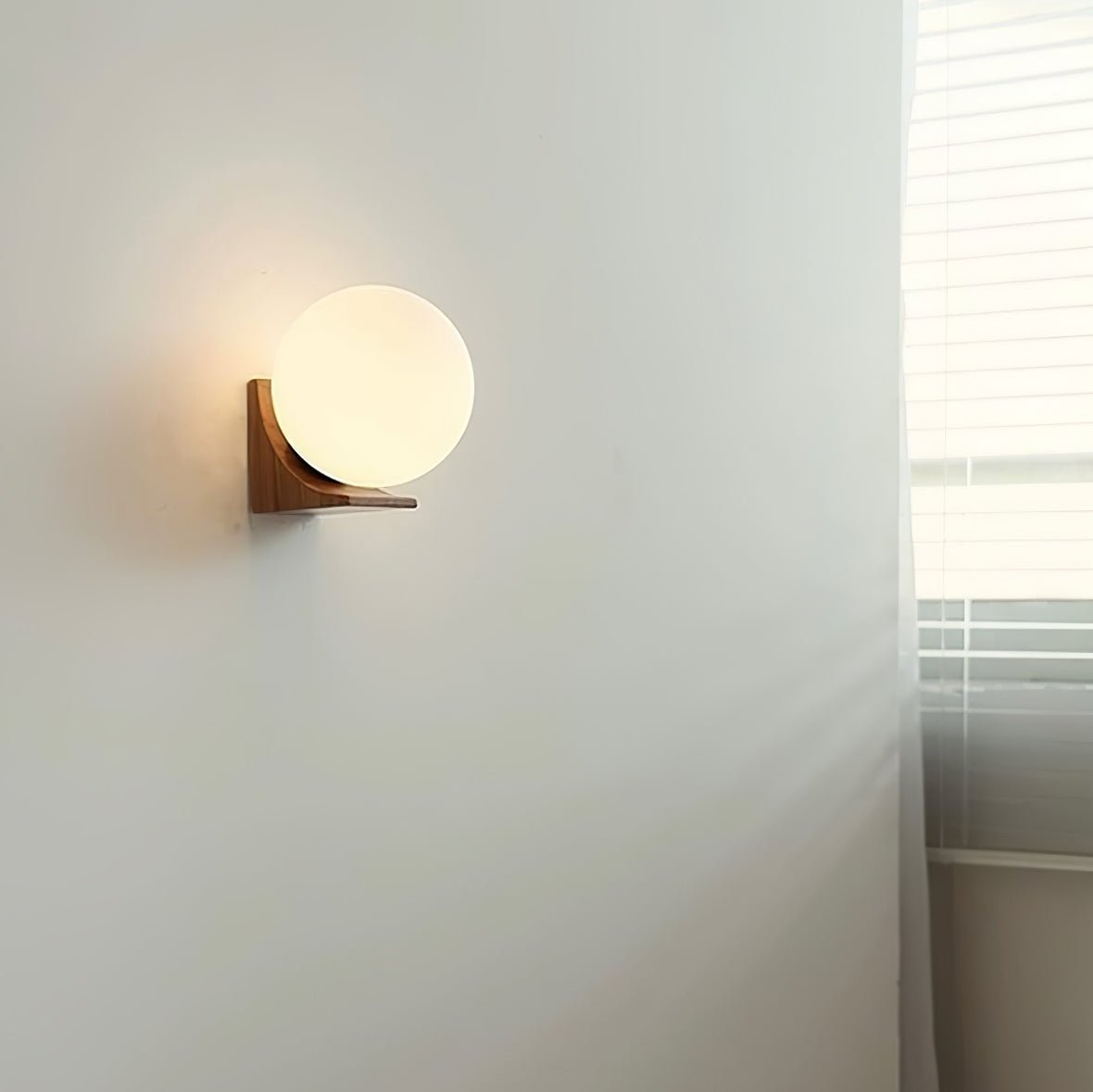 Evelyn Orb Wall Lamp