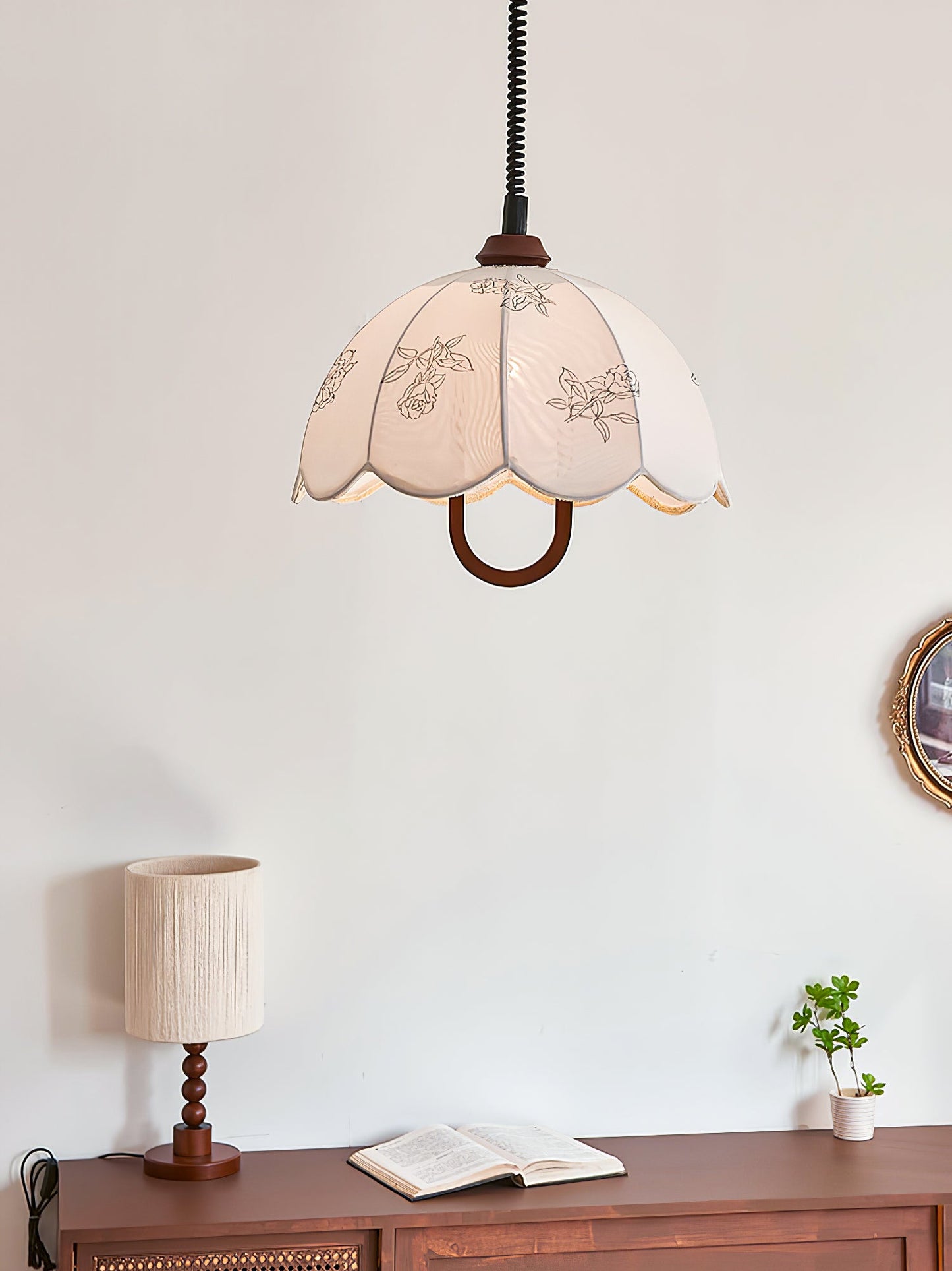 Floral Grace Pendant Lamp