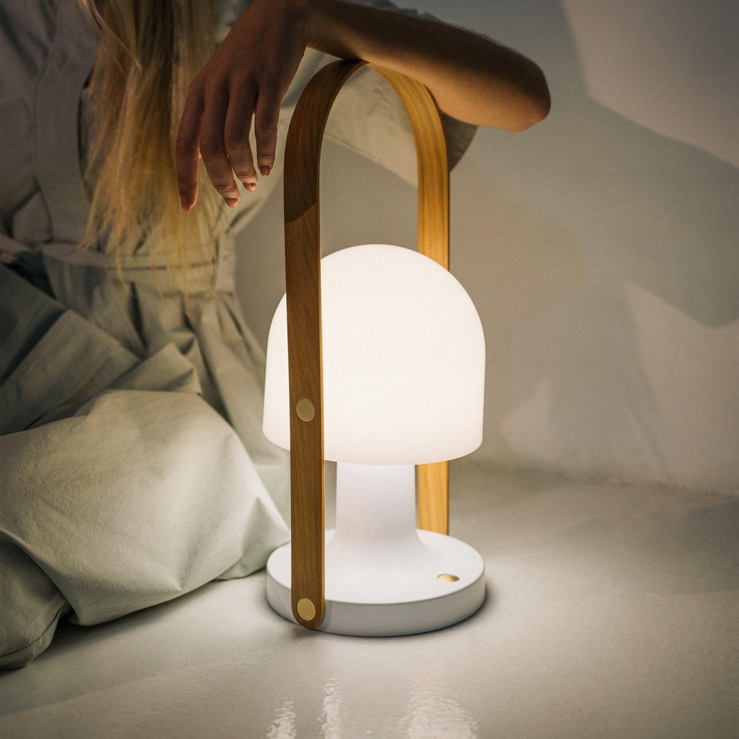 Portable Glass Charging Table Lamp