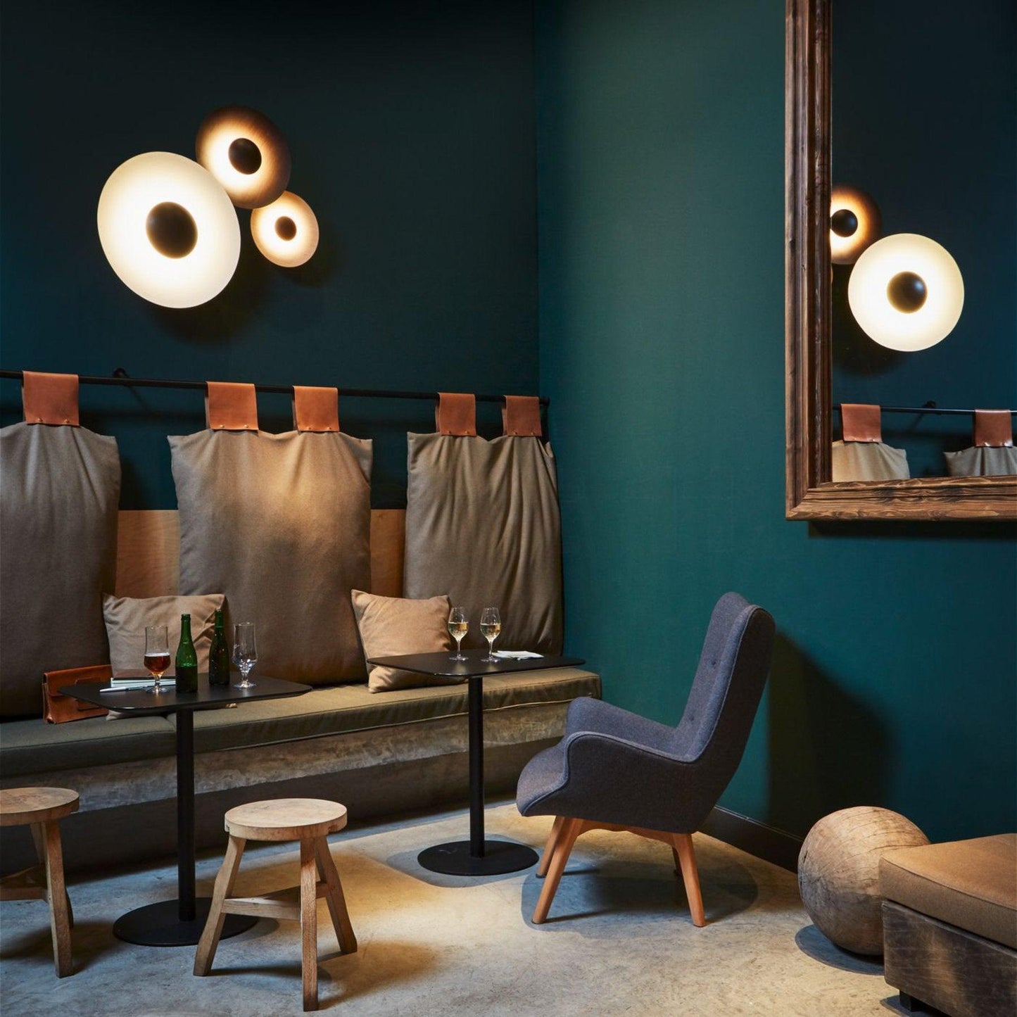 Simplicity Glow Plug-in Wall Light