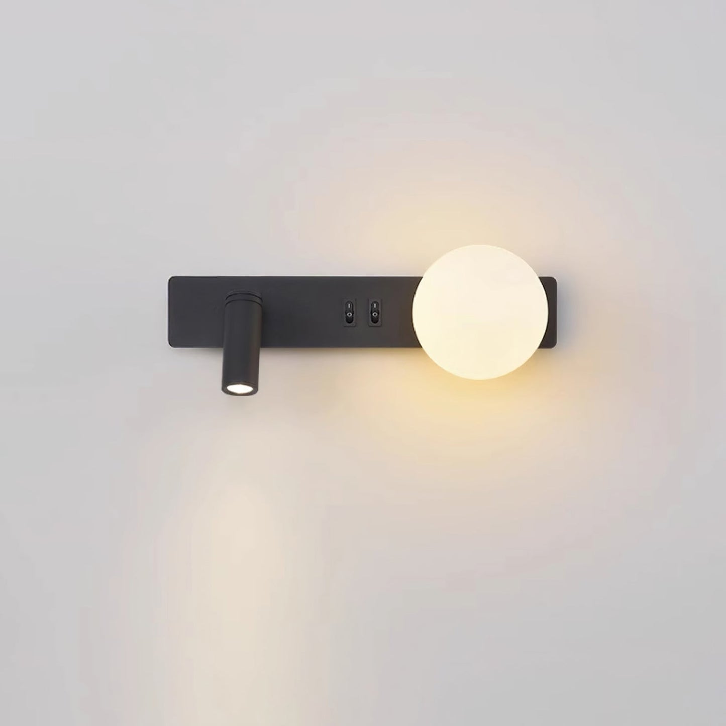 Glos Slim wall lamp