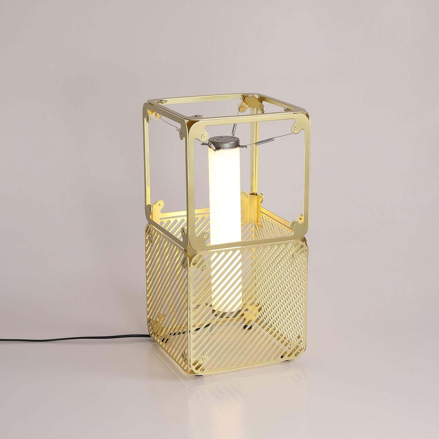 Hyperqube Table Lamp