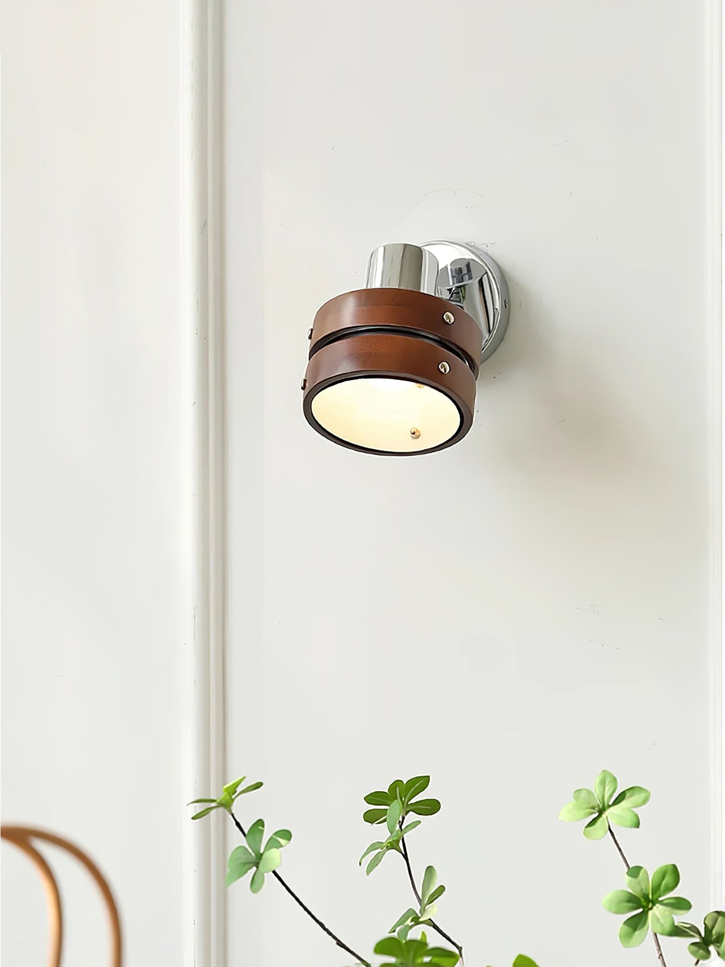 Karry Wall Lamp