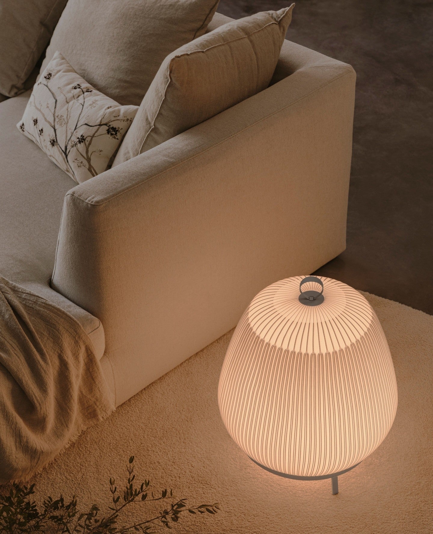 Lantern Knit Table Lamp