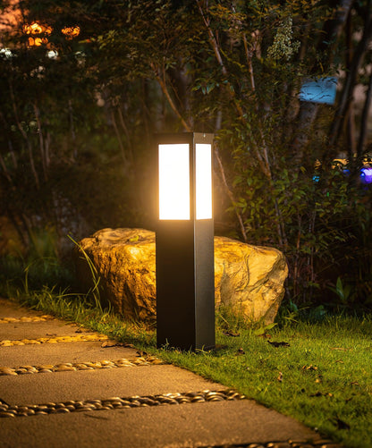 Kuzco Bollard Garden Light