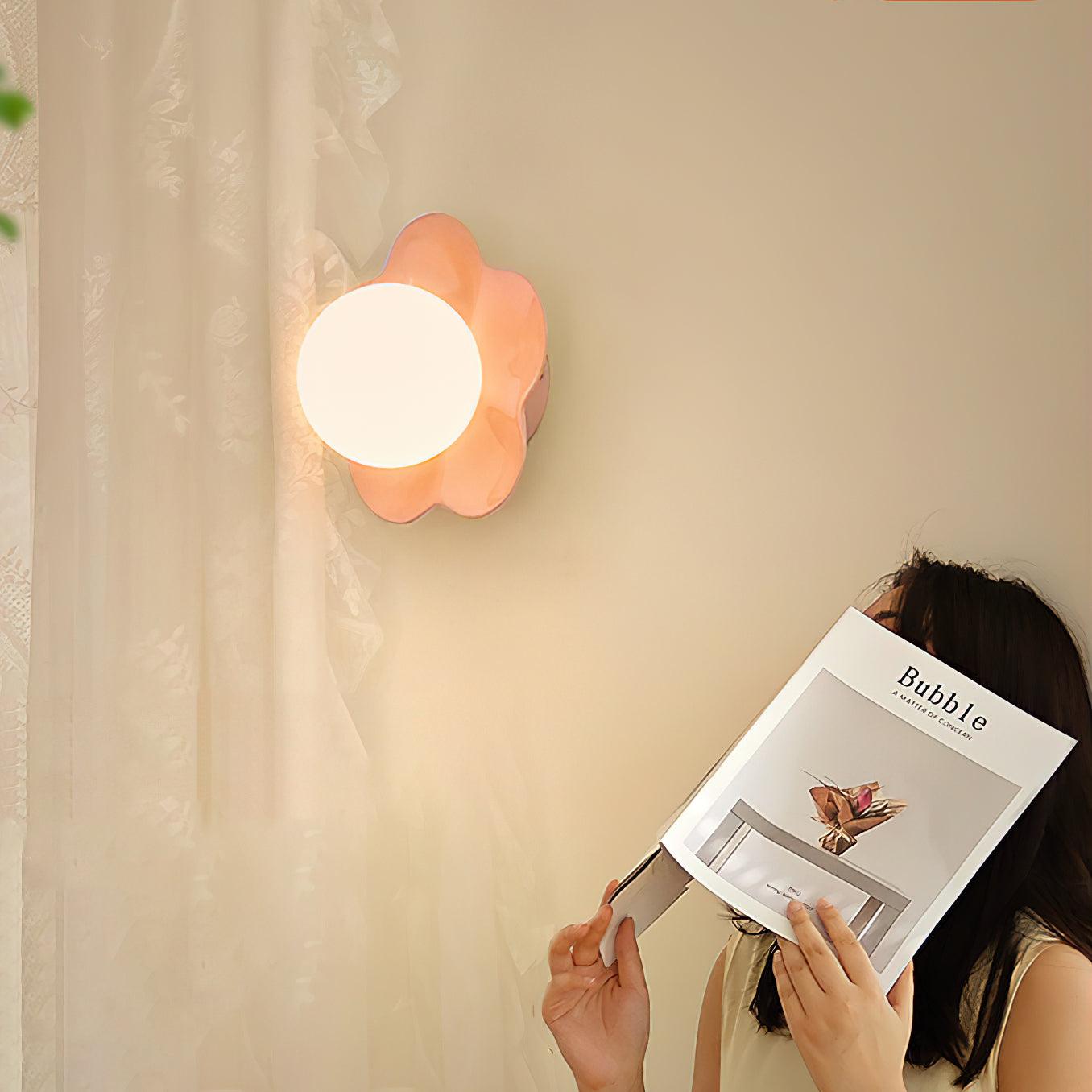 La fleur Wall Lamp