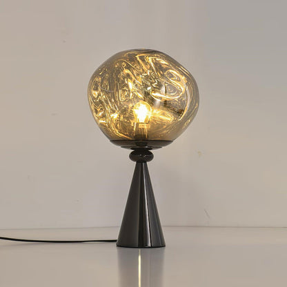 مصباح طاولة مخروطي من لافا