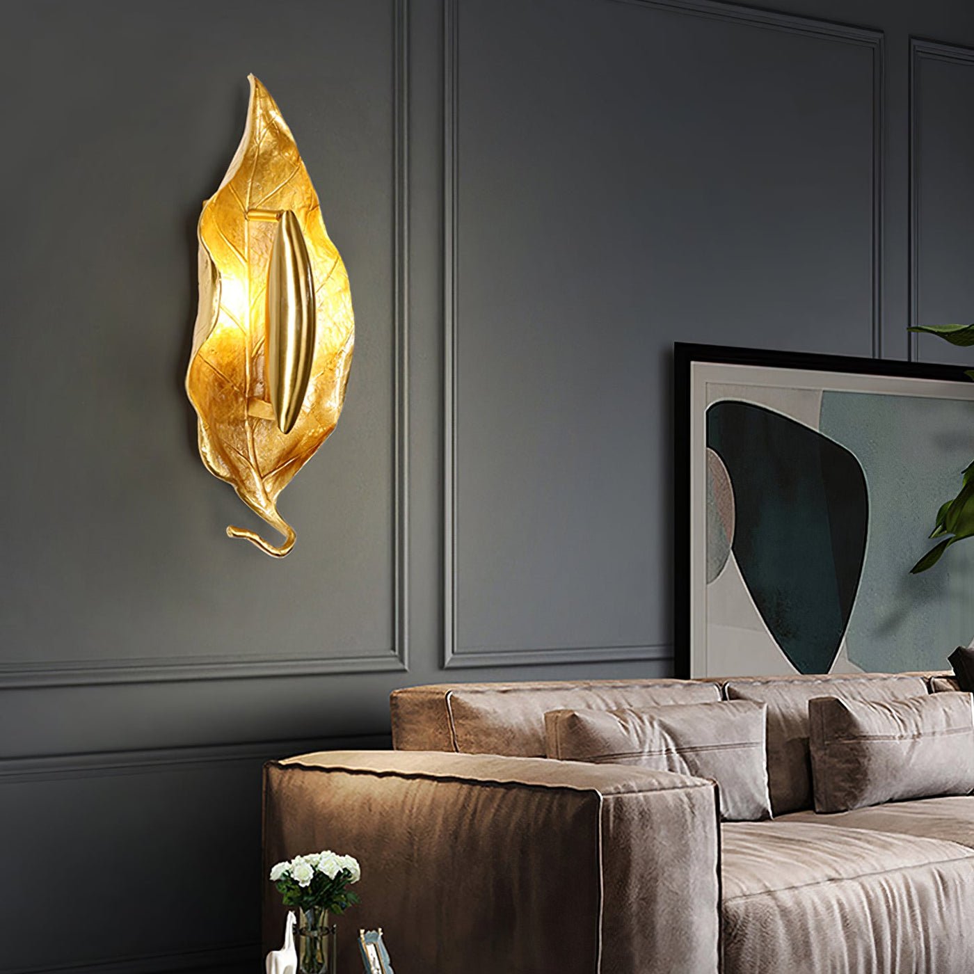 Leaf Brass Wall Lamp