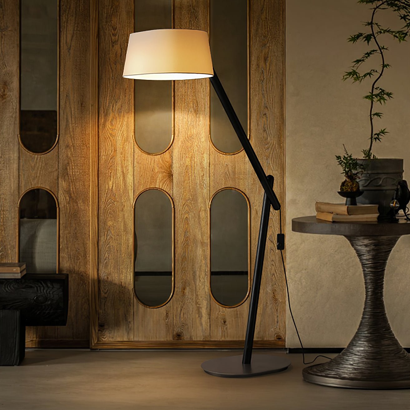 Lean Pivot Floor Lamp