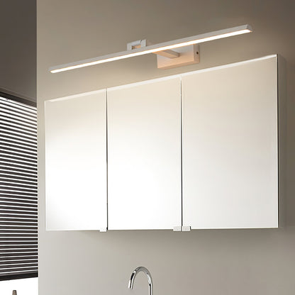 Linear Bathroom Wall Lamp