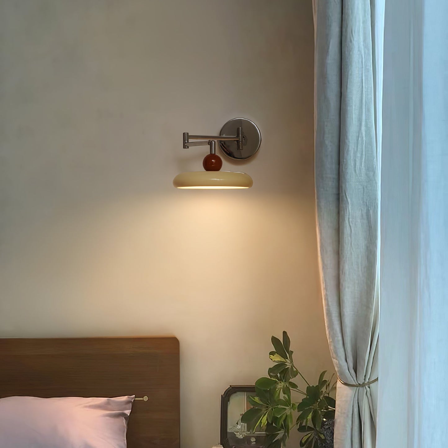 Lola Swing Arm Wall Lamp