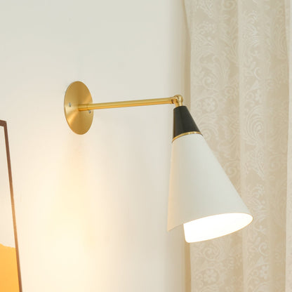 Petite Magari Wall Lamp