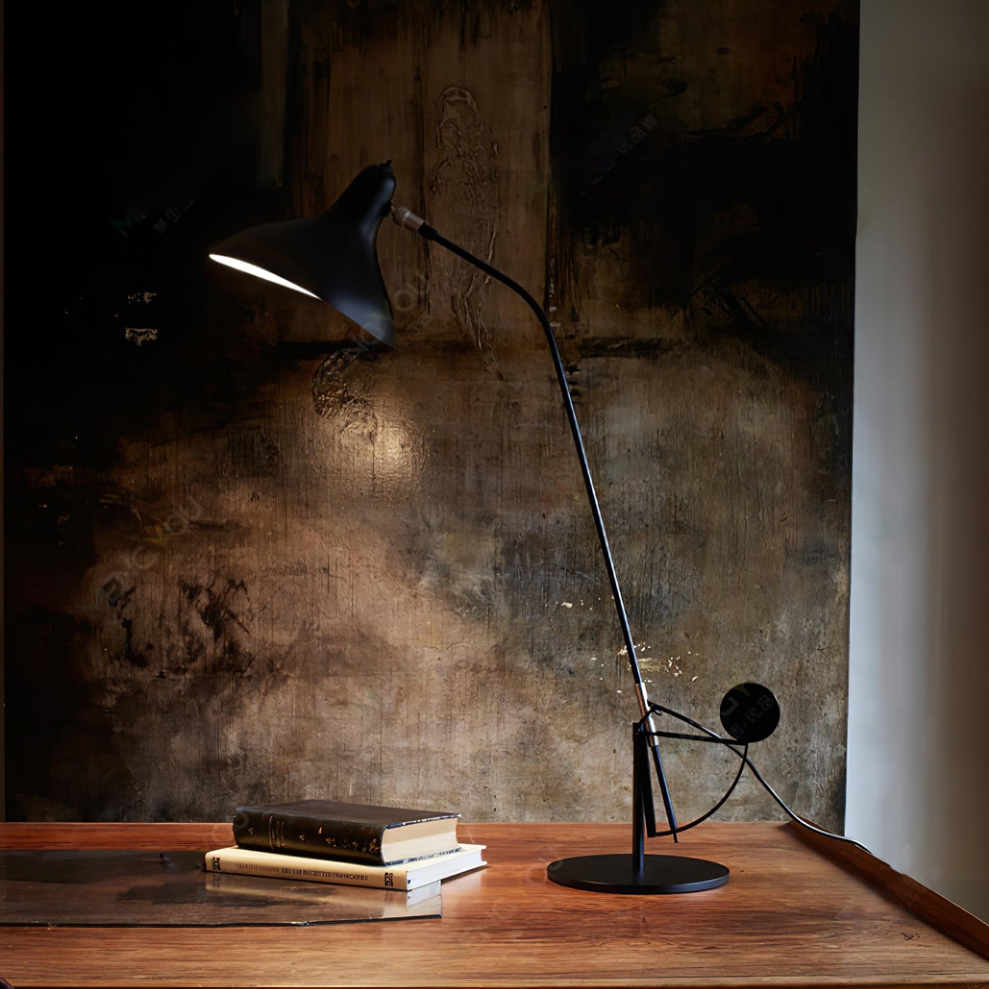 Mantis Arm Table Lamp