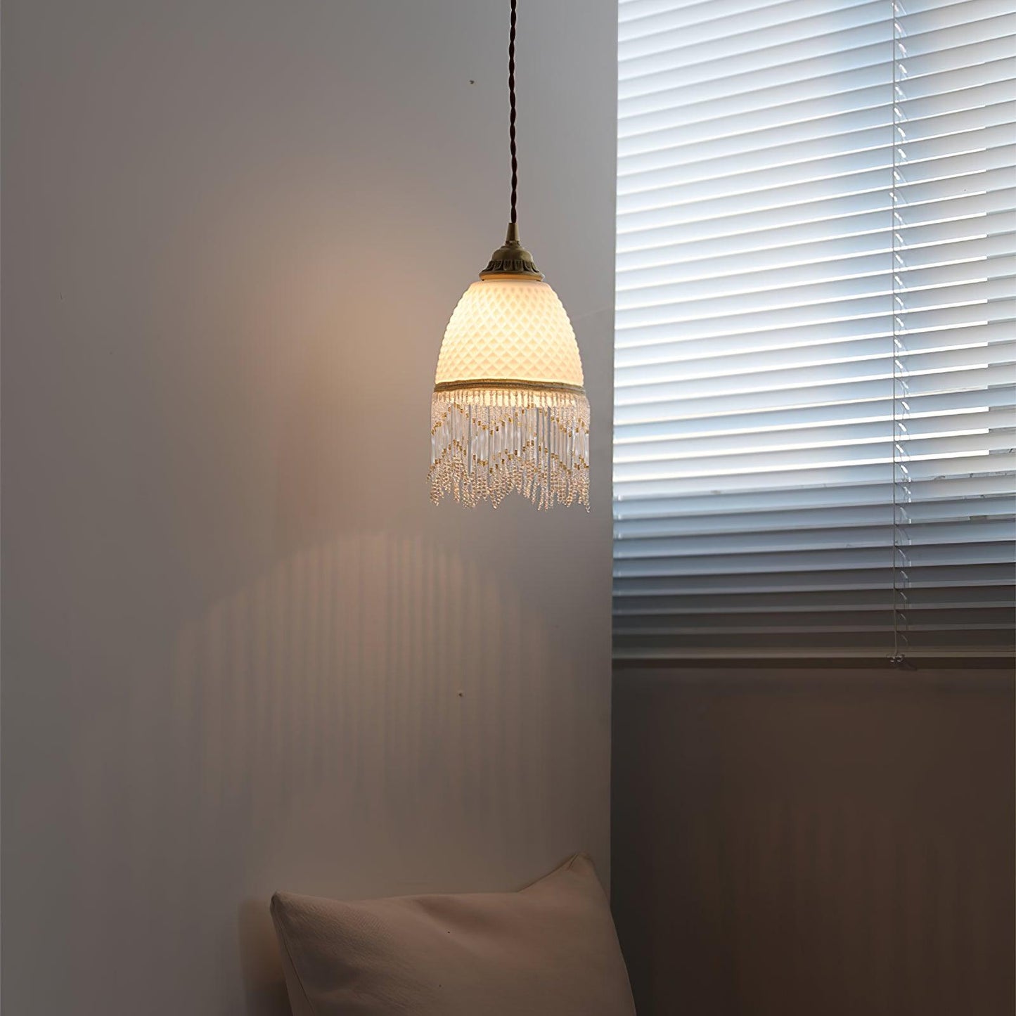 Mesh Tassel Glass Pendant Light