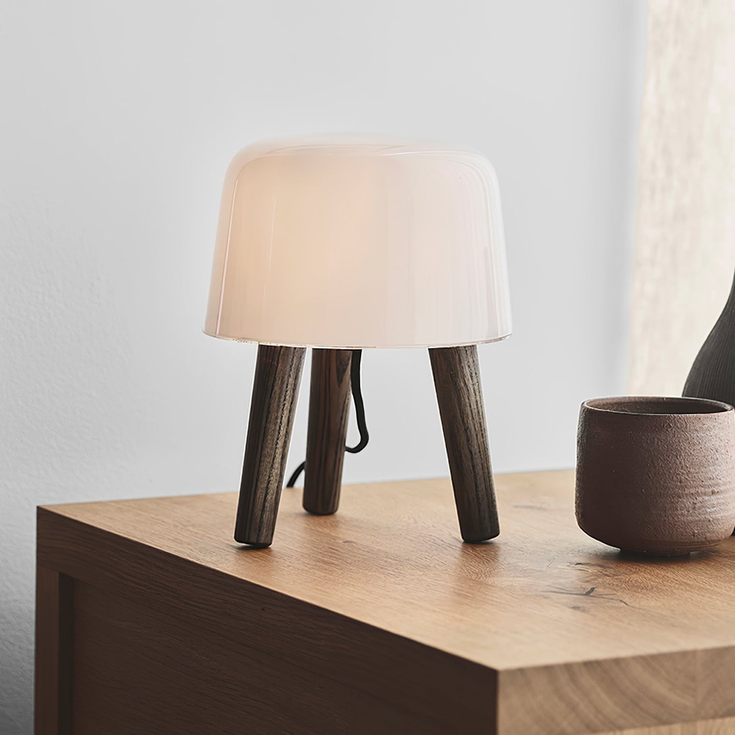 Milk Table Lamp