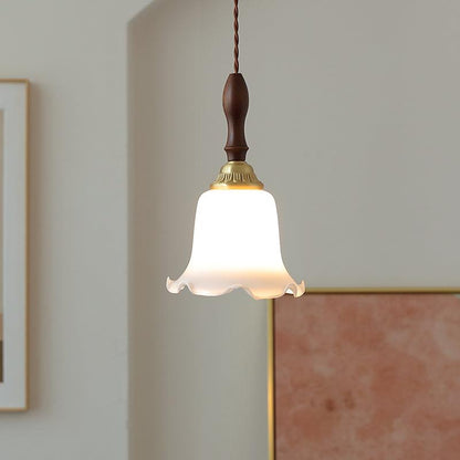 Milky Flower Pendant Light