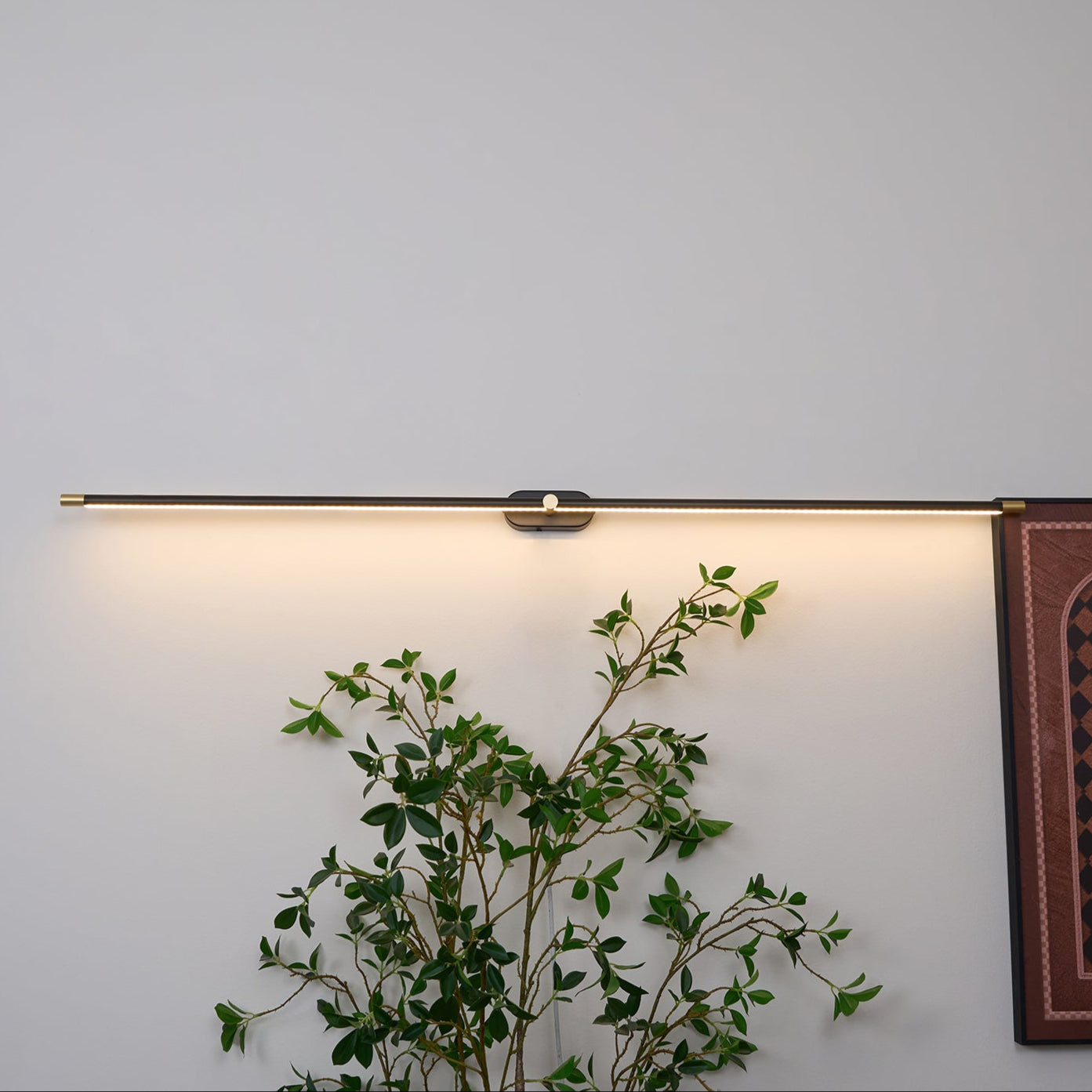Minimalist Linear Rechargeable Wall Lamp