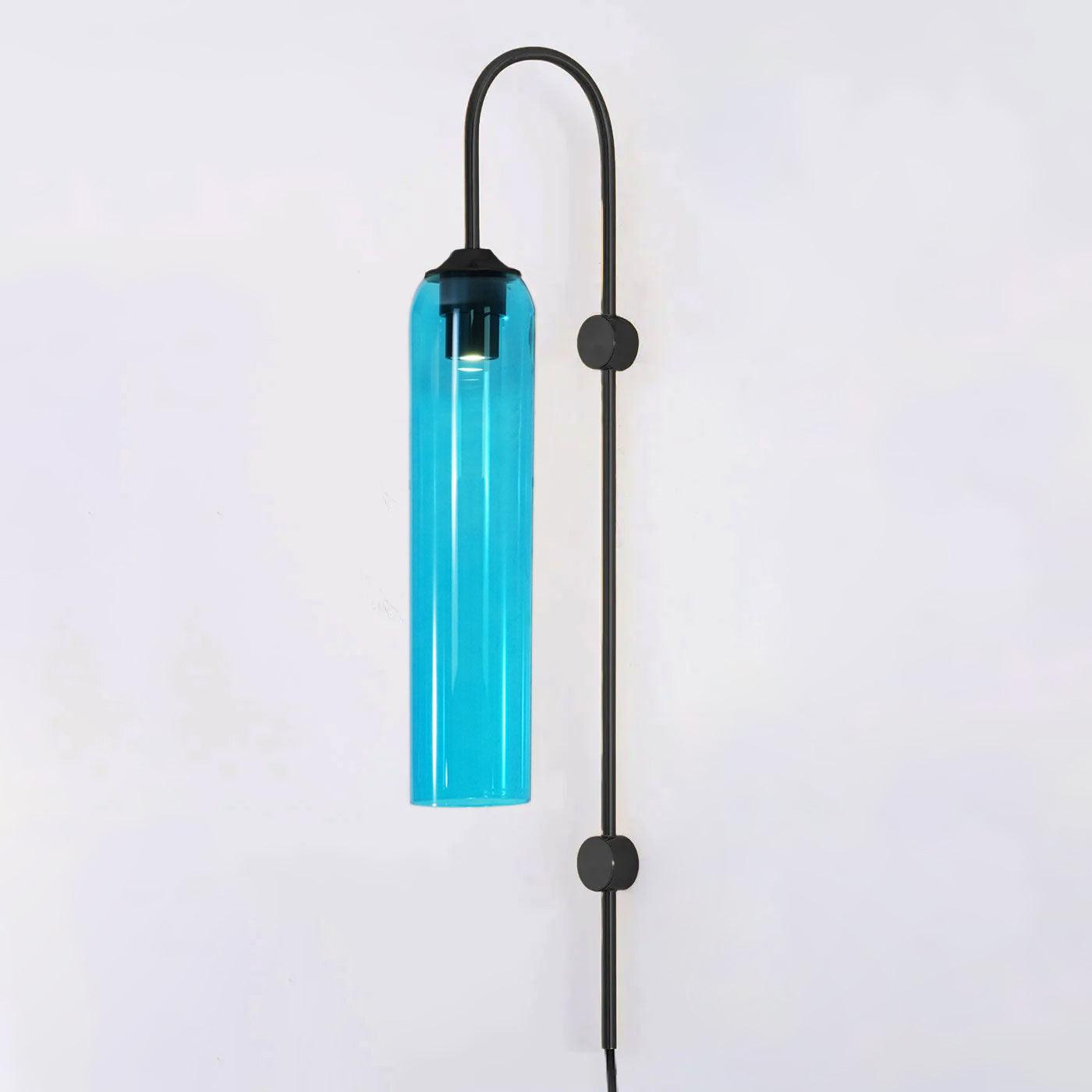 Moderne Plug-In-Wandlampe aus Glas