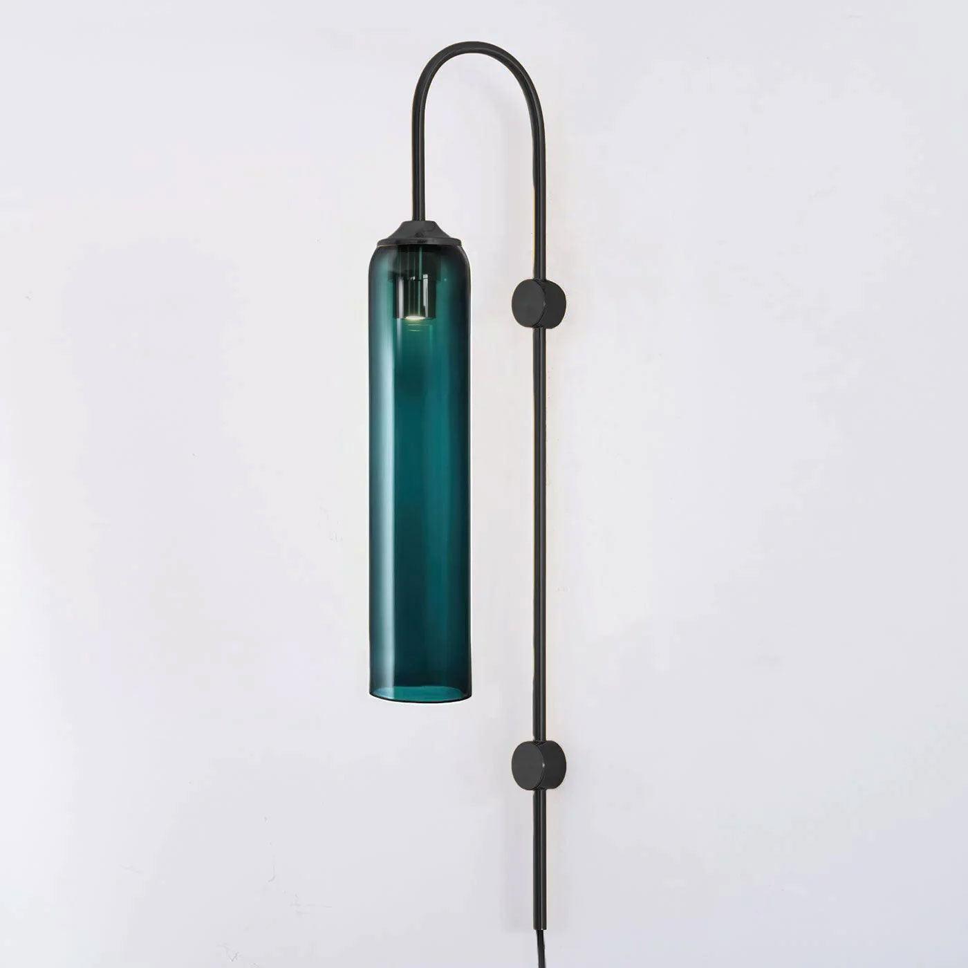 Moderne Plug-In-Wandlampe aus Glas