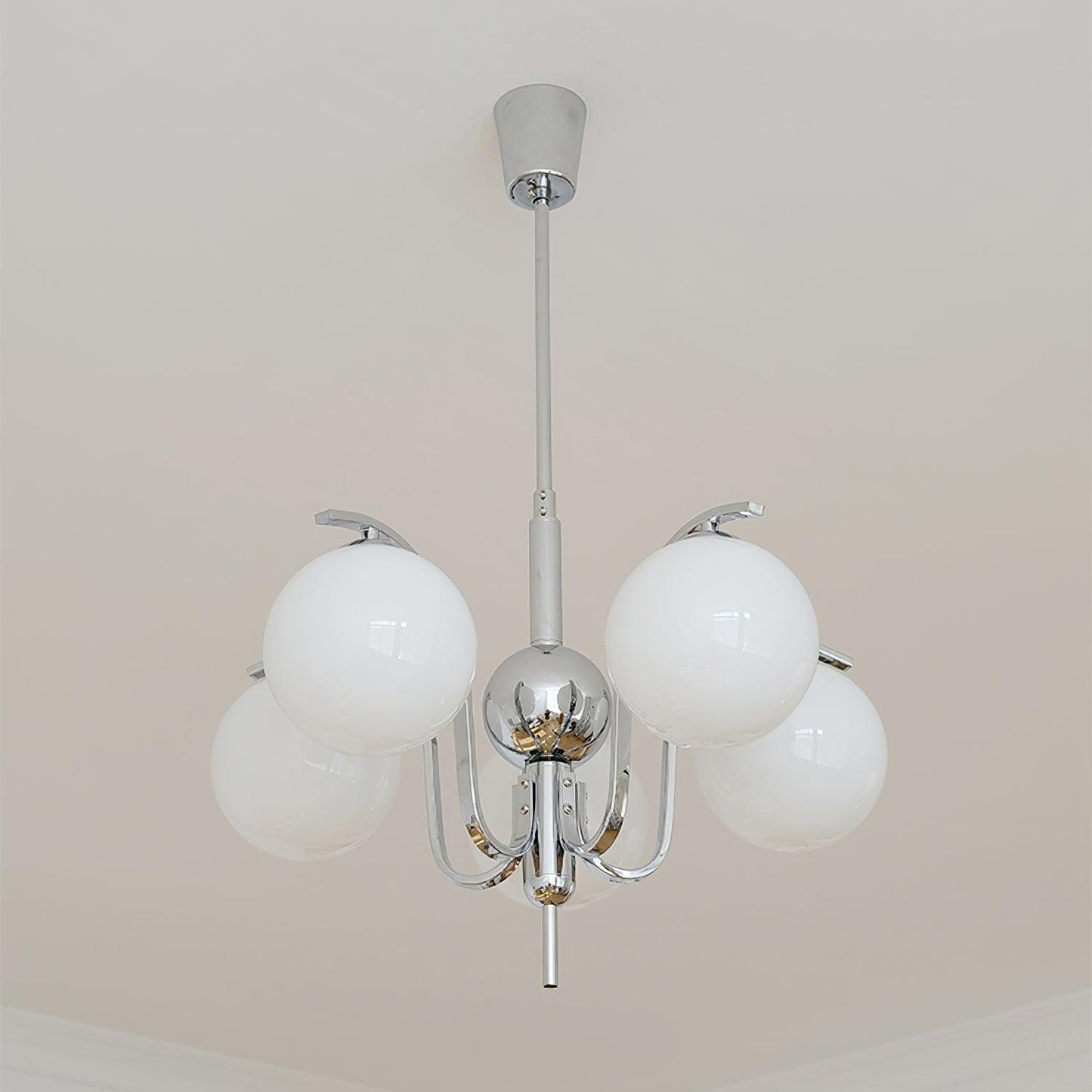 Modo Deco Chandelier