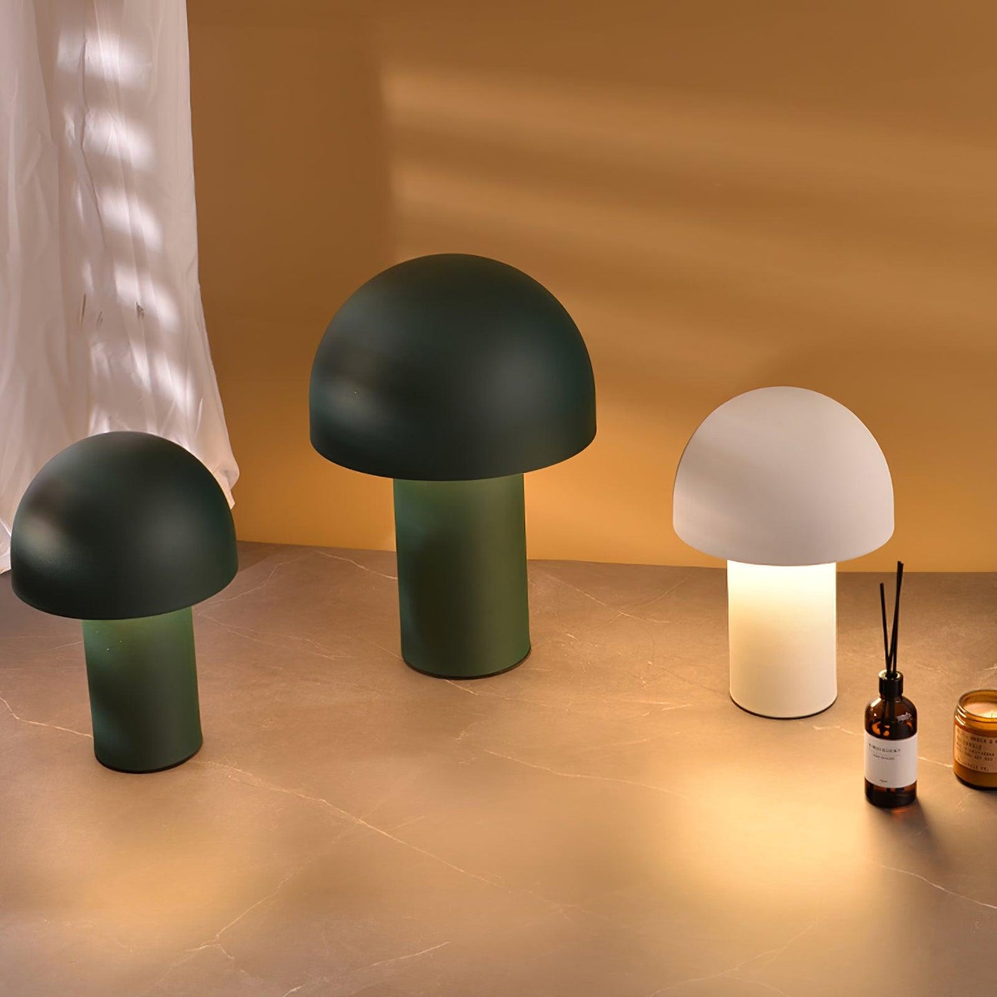 Tischlampe mit Pilzschirm