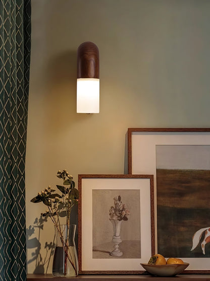 Arcus Wood Wall Lamp