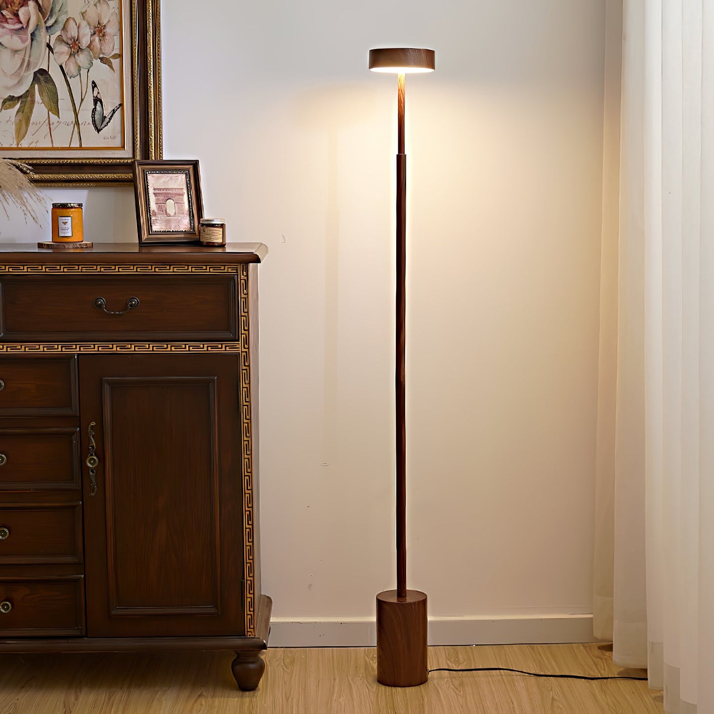 Naya Rotatable Floor Lamp