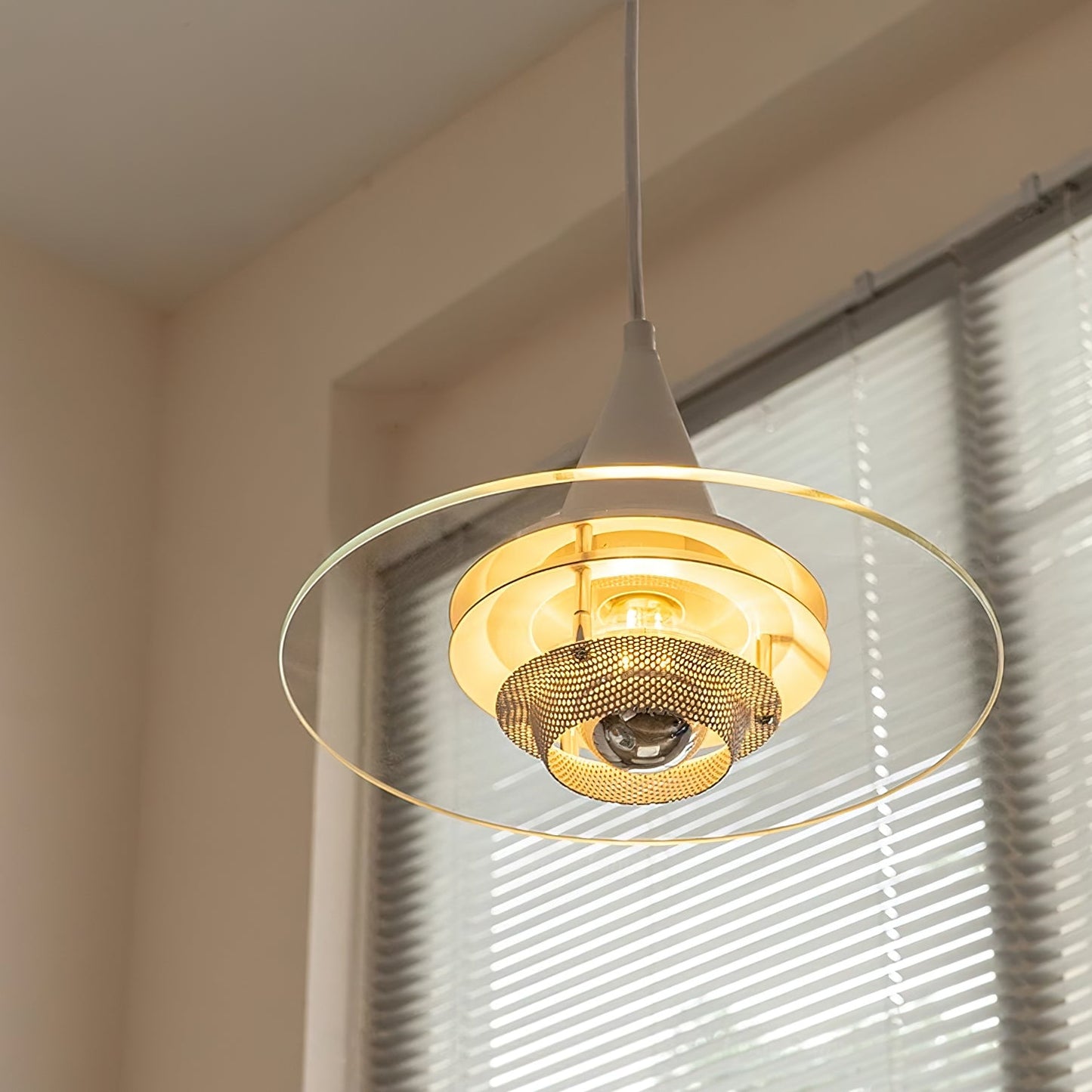 Nova Disc Pendant Light