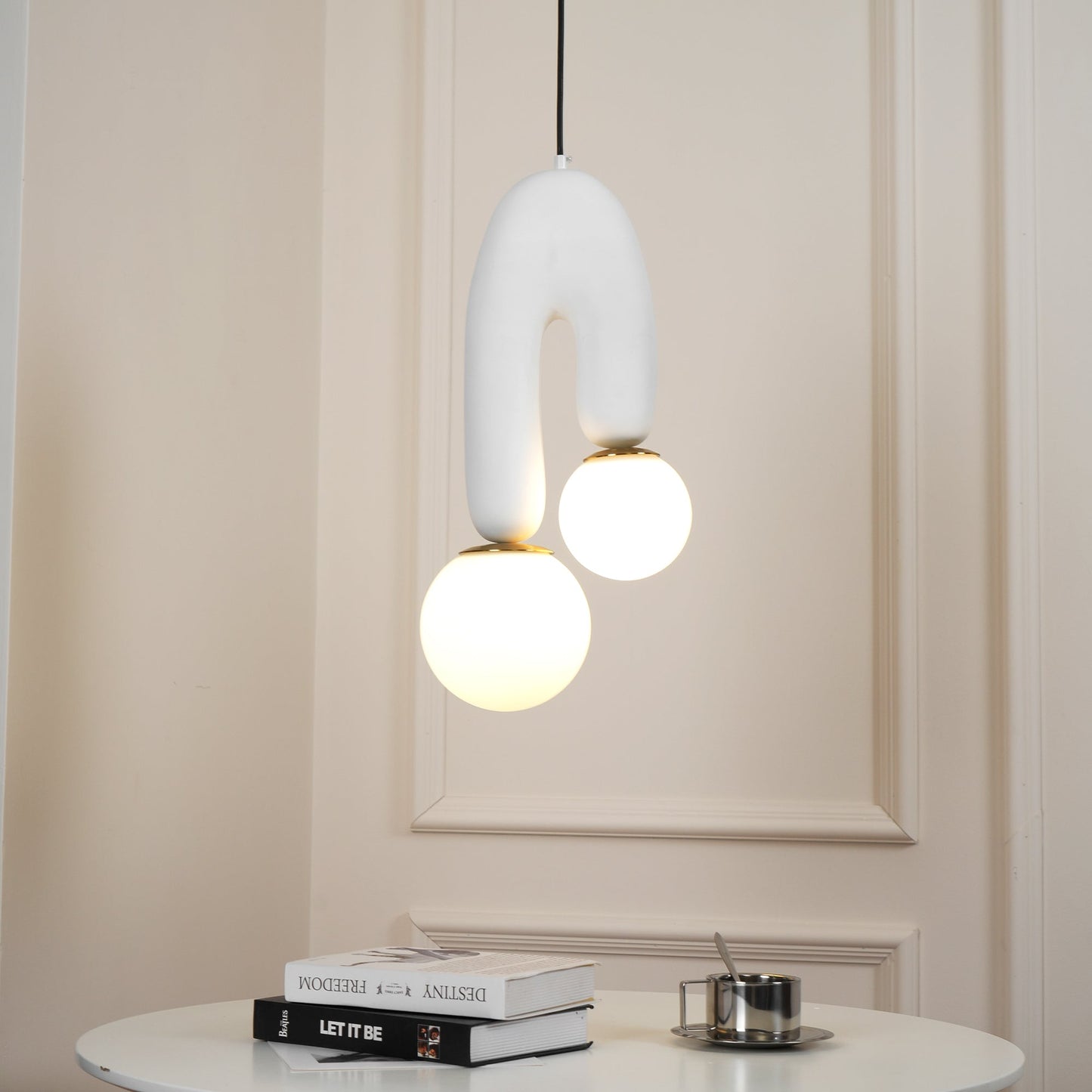 Oo Smooth Pendant Light