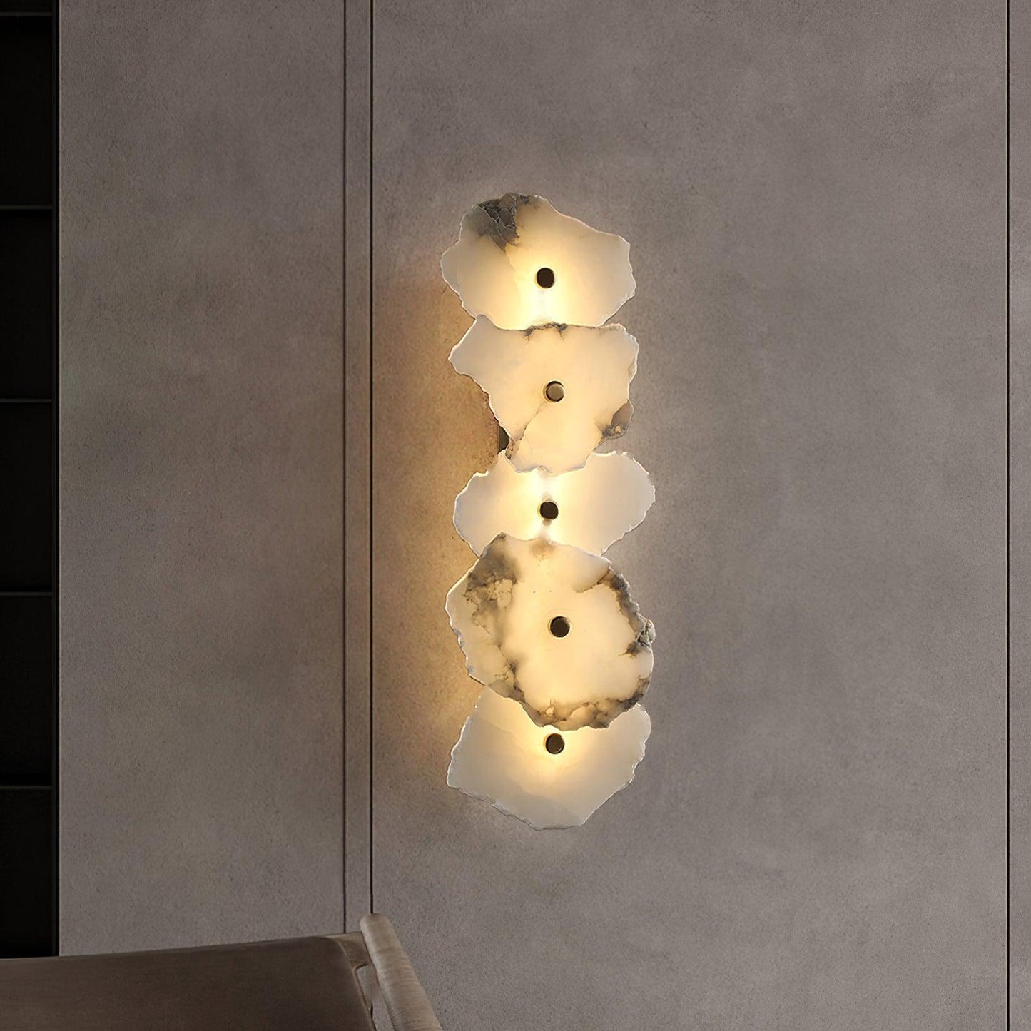 Petra Wall Lamp