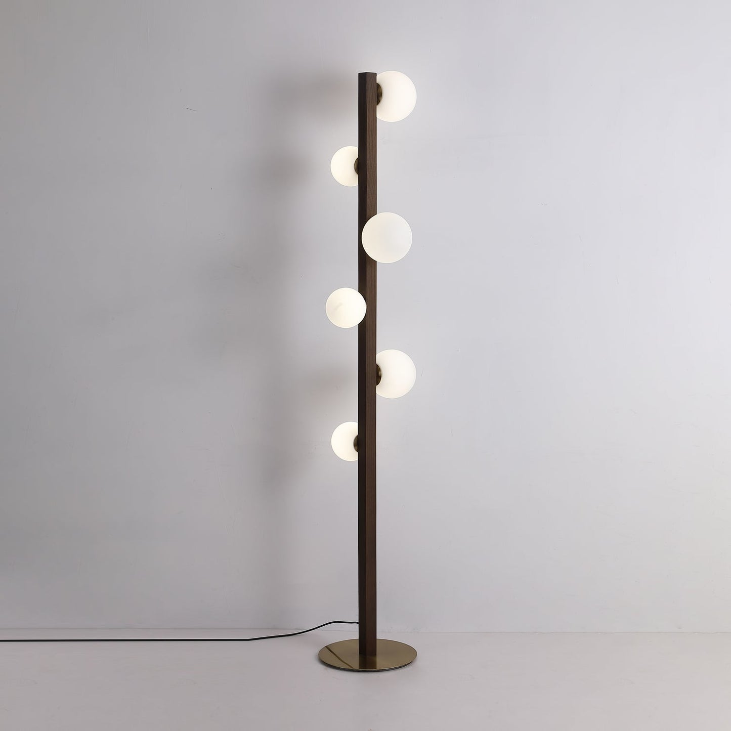 Planeta Wood Floor Lamp