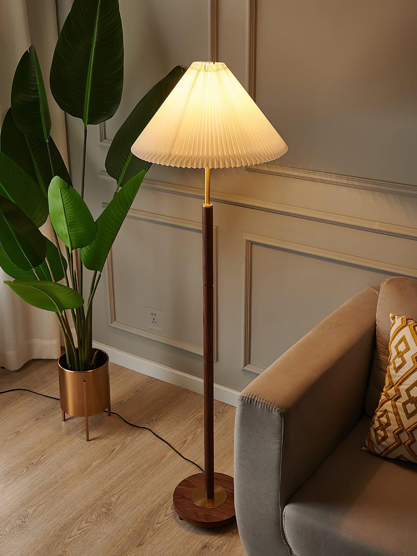 Pleated Floor Lamp