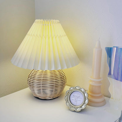 Rattan Pleated Built-in Battery Table lamp
