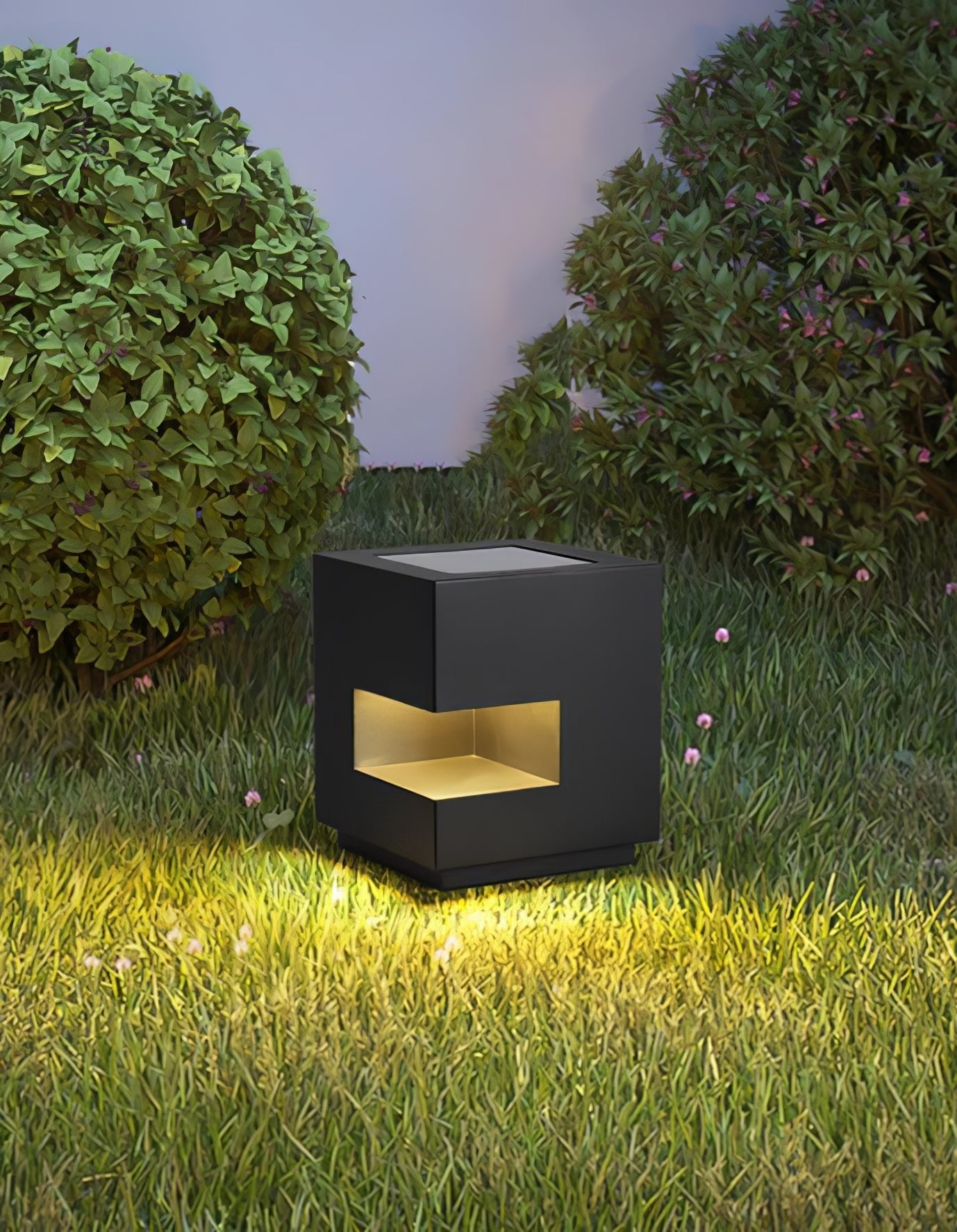 Regular Cube Post Outdoor Light