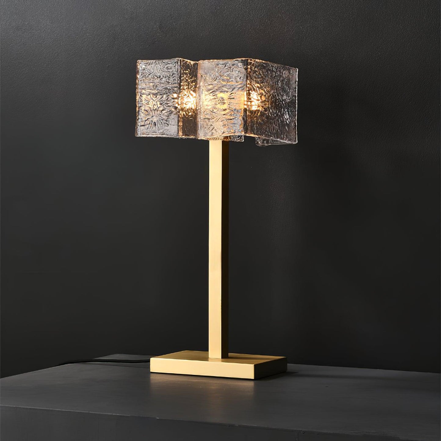 Roosevelt Table Lamp