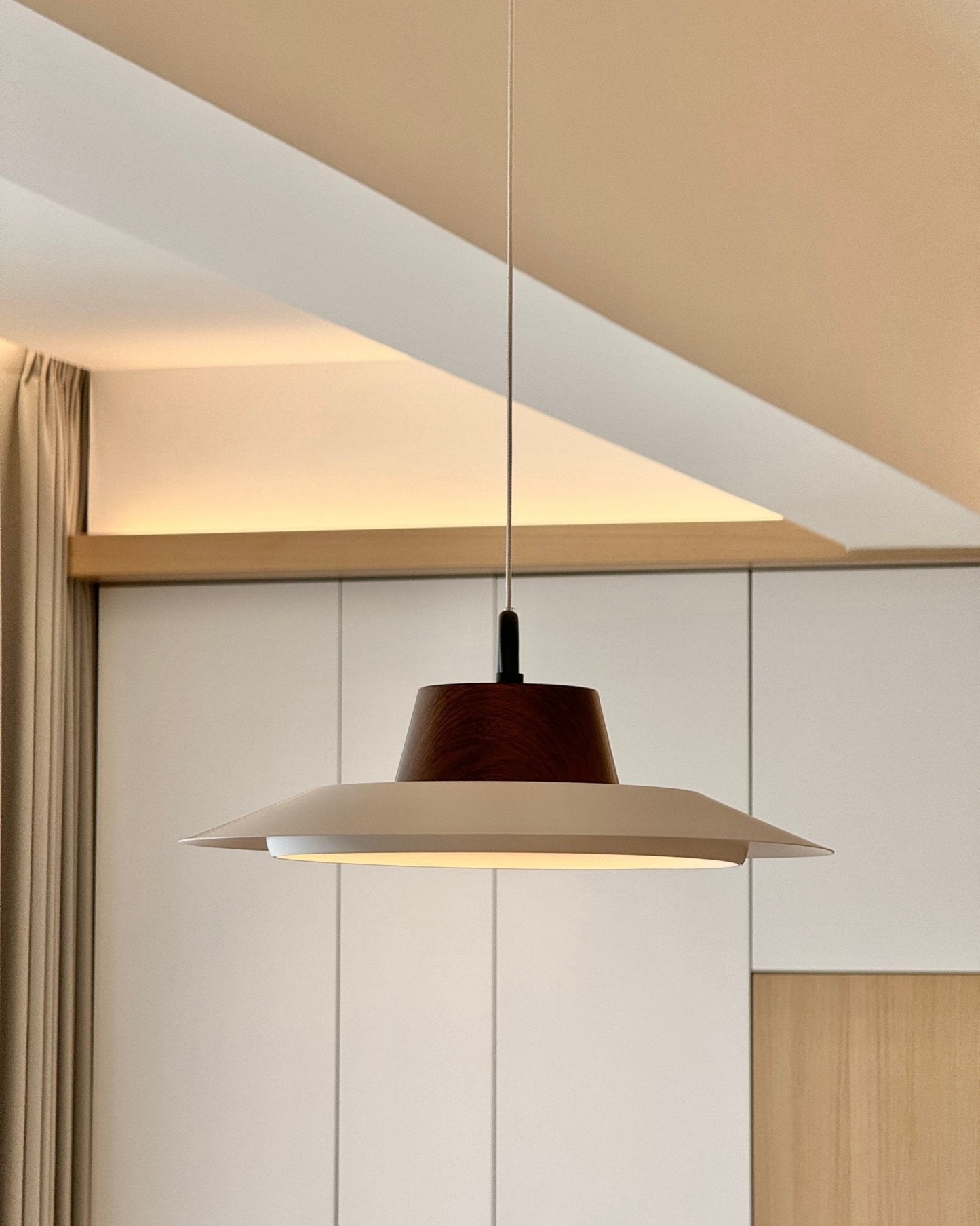 Ruile Pendant Lamp