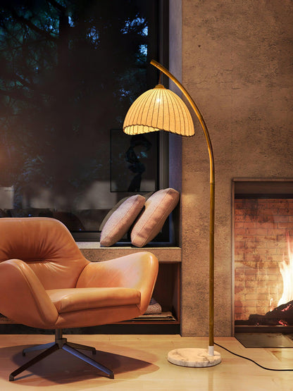 Sanna Floor Lamp