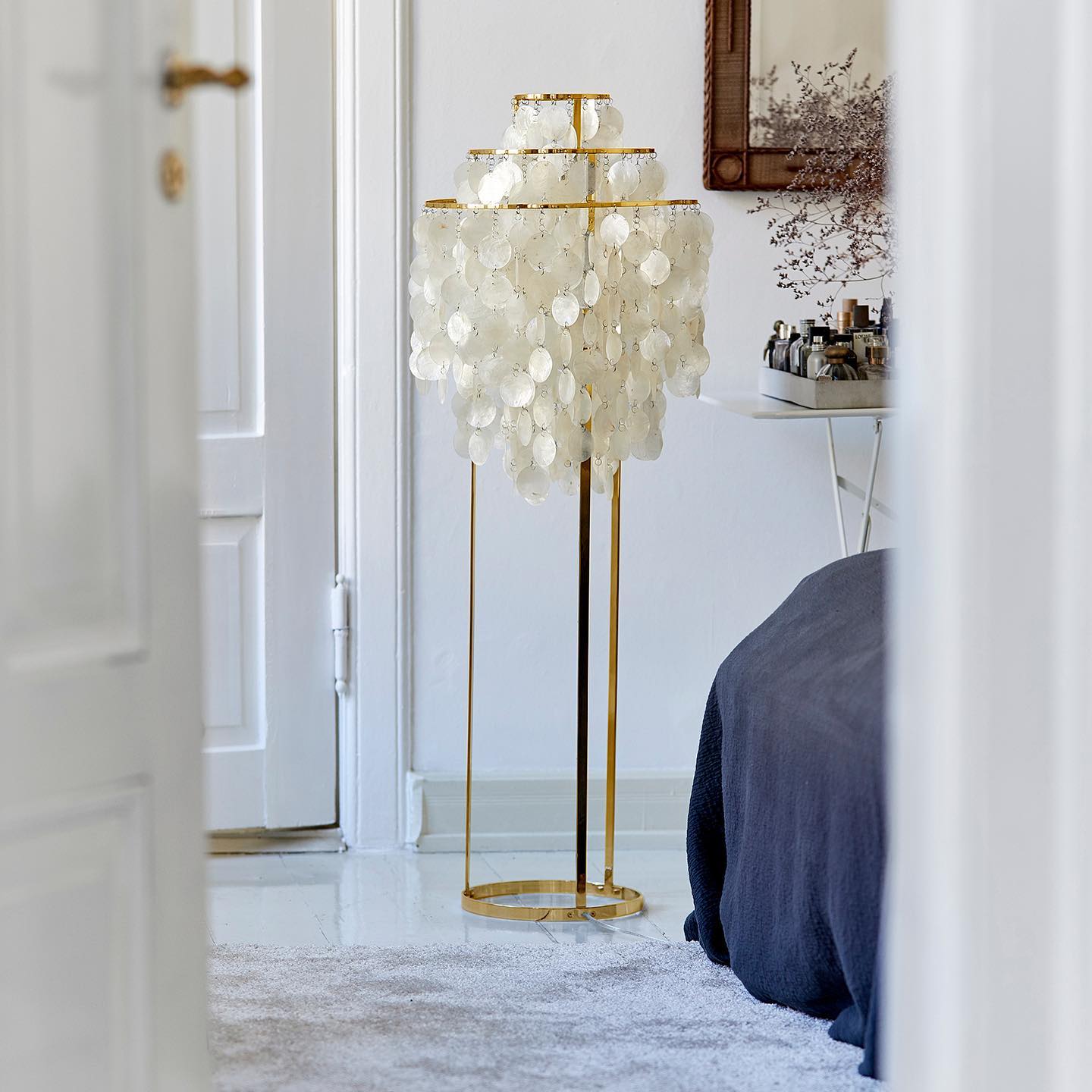 Shell Floor Lamp