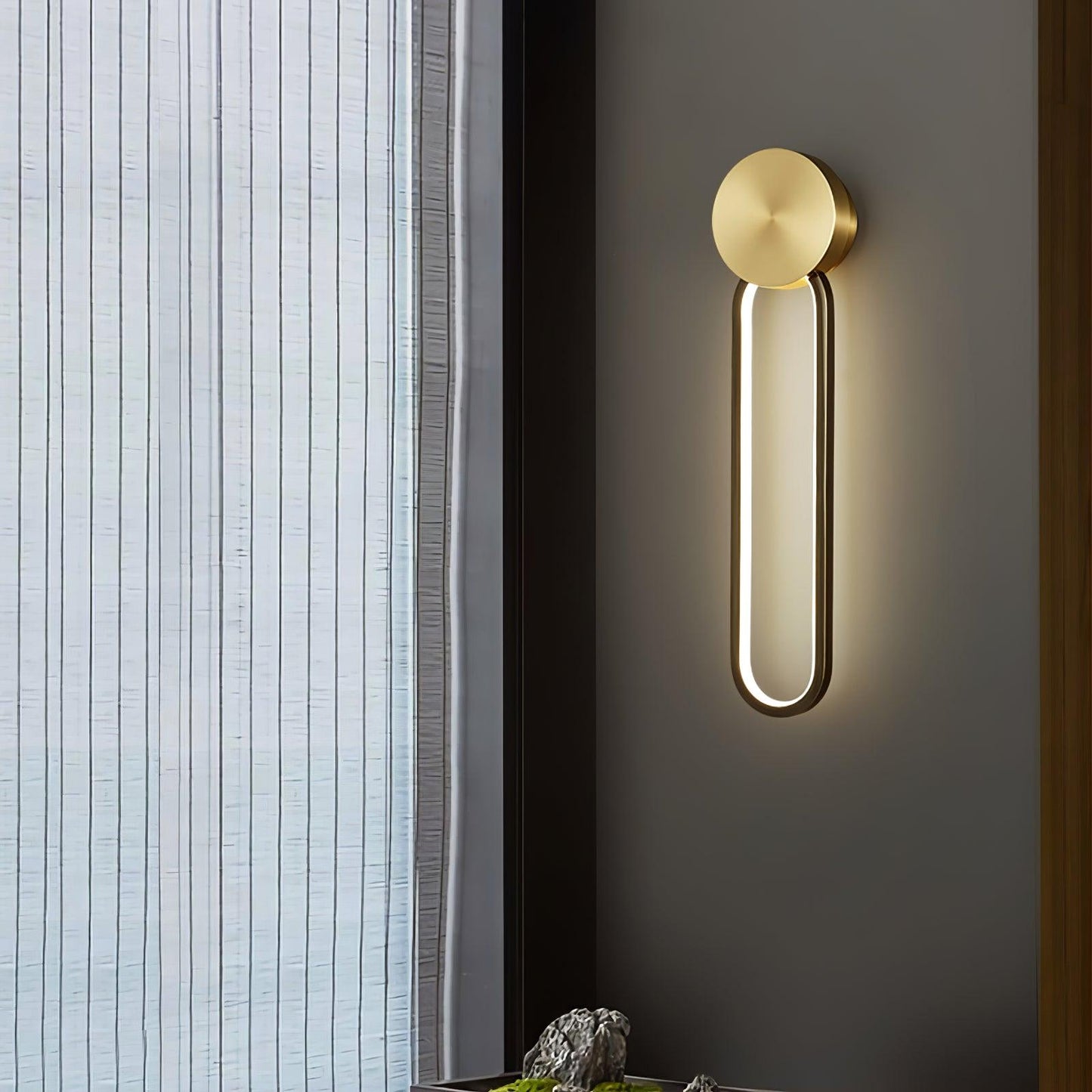 Simple Elliptical Wall Sconce