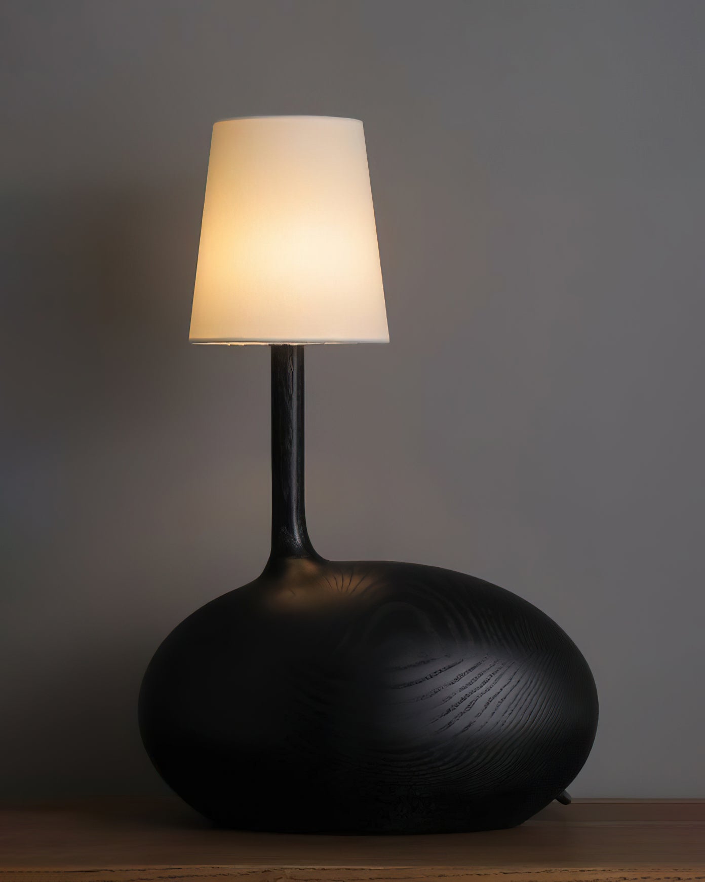 Snail Table Lamp