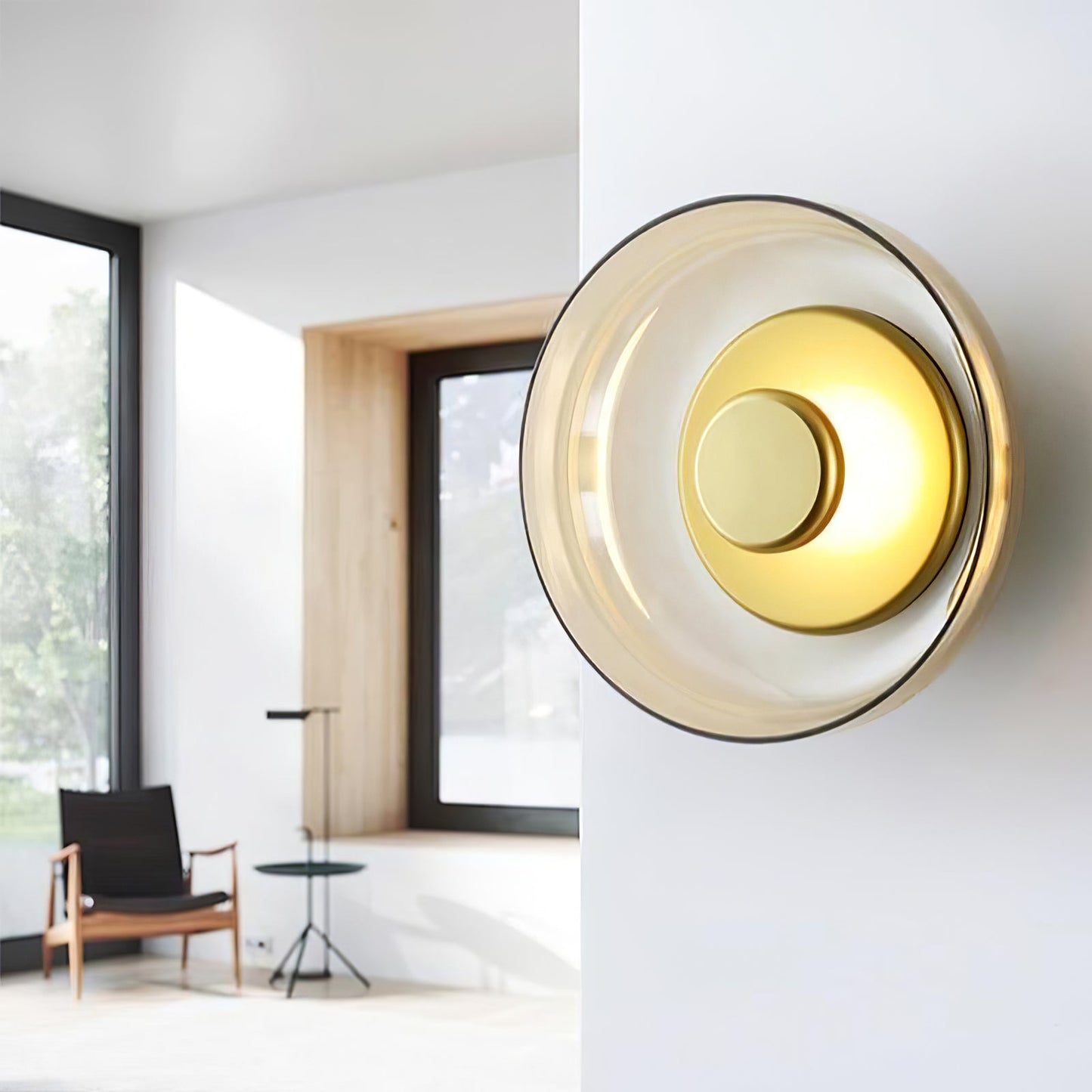 Solara Wall Light