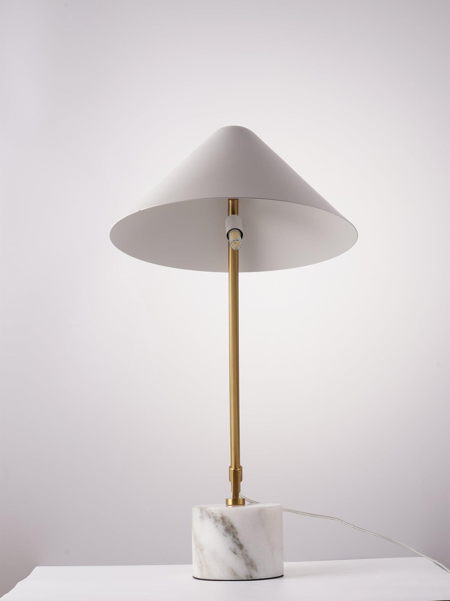 Kleine Hut-Tischlampe 