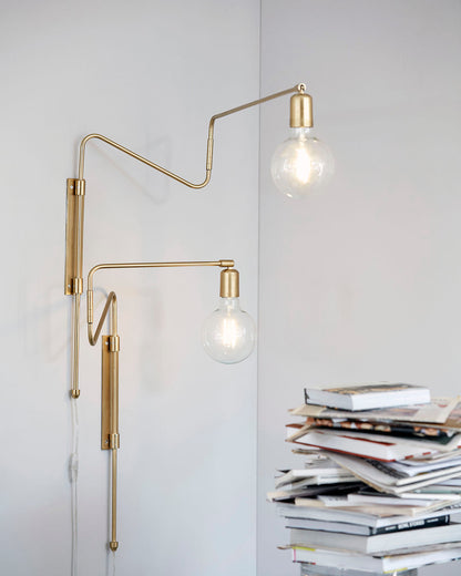 Swing Wall Lamp