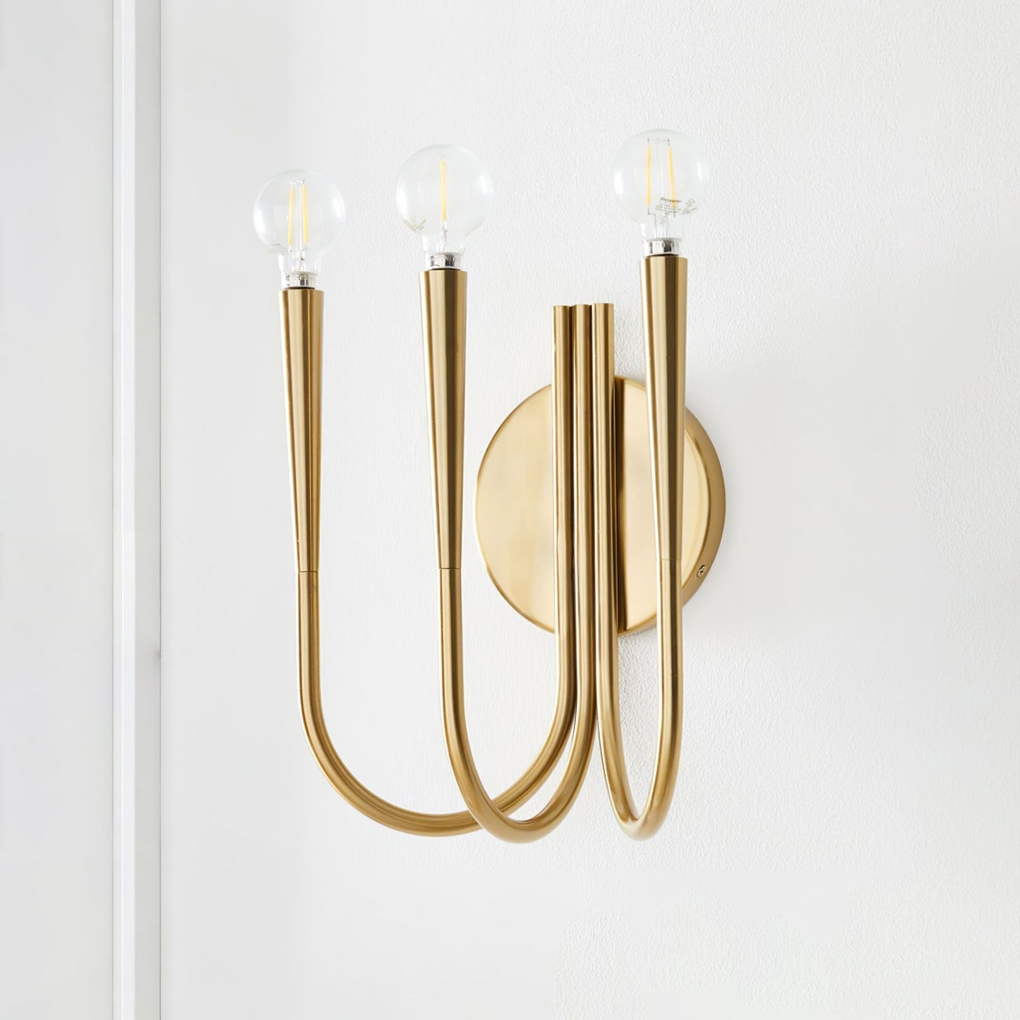 Swoop Arm Wall Lamp