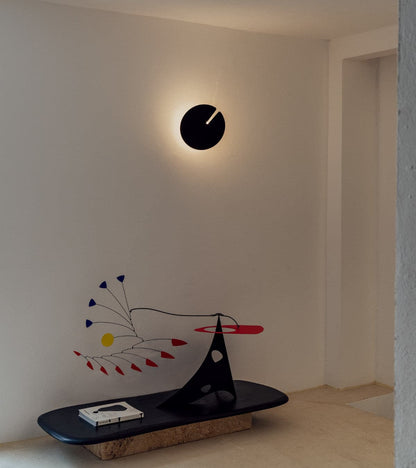 Symphony Wall Lamp